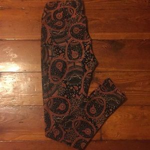 Lularoe OS Leggings Patterned